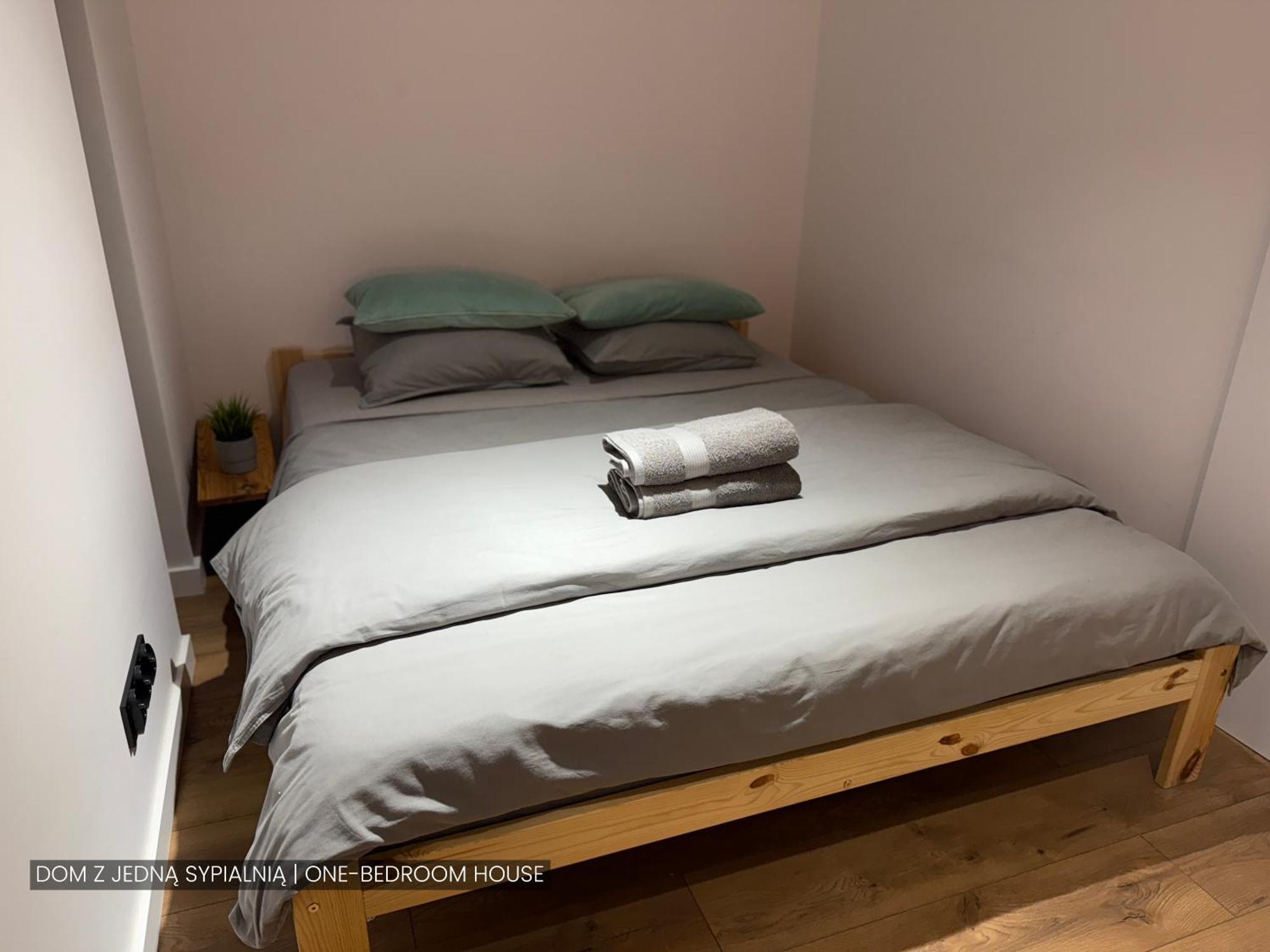 Dolina Slonca Obok Suntago - Nowoczesne Domy Z Jacuzzi Benenard Esterno foto